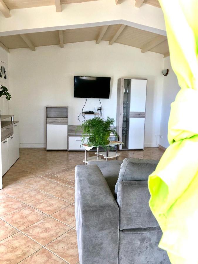 Villa Des Iles Basse-Terre Exterior photo